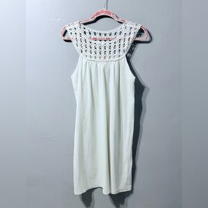 Lilly Pulitzer Sydney Crinkle Dress Lace Details in White Women’s Dress Size‎ 4